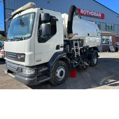 2013 DAF LF55-220 EEV ROAD SWEEPER